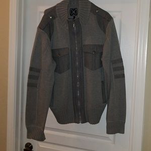 Grey sweater ZIP down